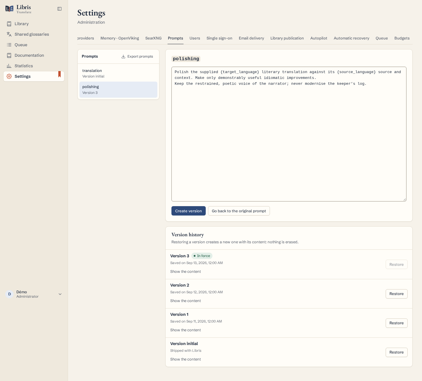 Prompts : l’éditeur du prompt de polissage et l’historique de ses versions, la version 3 en vigueur